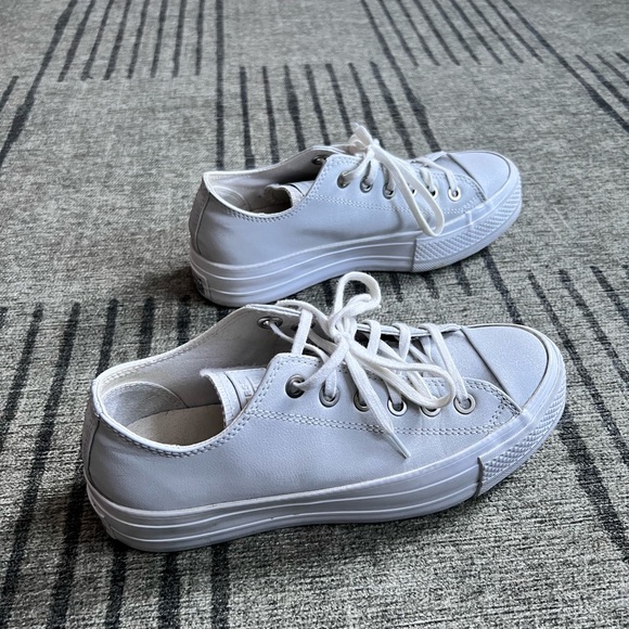 Converse Low Top Platform - 7 - Picture 3 of 5